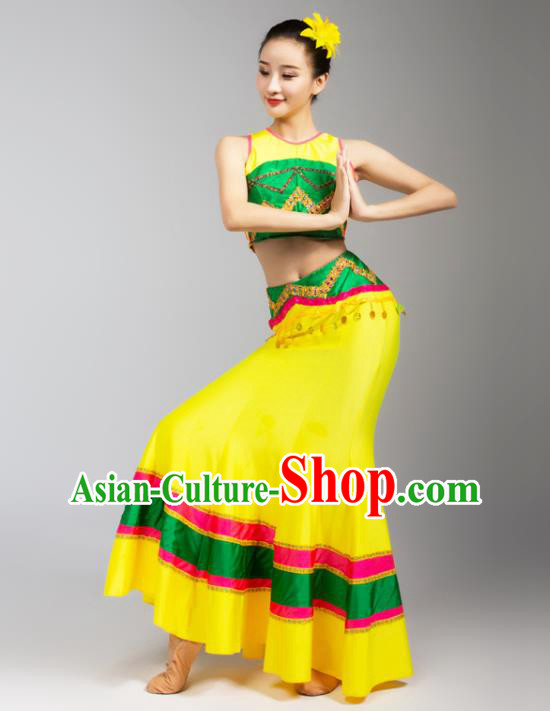 China Yunnan Ethnic Peacock Dance Yellow Dress Outfits Traditional Dai Nationality Woman Clothing