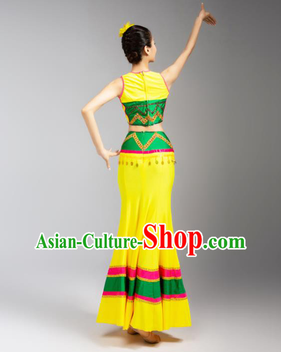China Yunnan Ethnic Peacock Dance Yellow Dress Outfits Traditional Dai Nationality Woman Clothing
