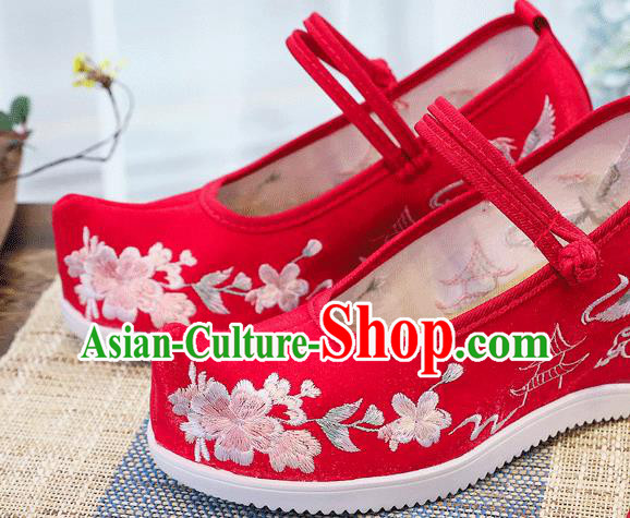 China Traditional Wedding Bride Wedge Shoes Embroidered Plum Blossom Shoes National Red Cloth Shoes