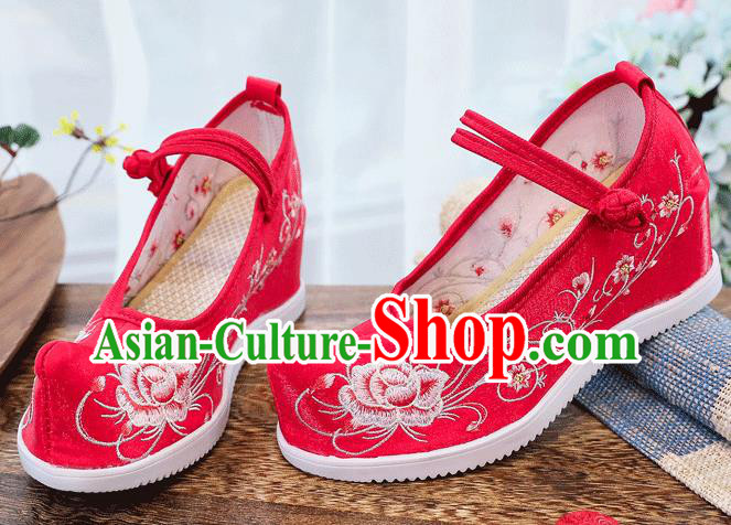 China National Red Cloth Shoes Traditional Wedding Bride Wedge Shoes Embroidered Peony Shoes