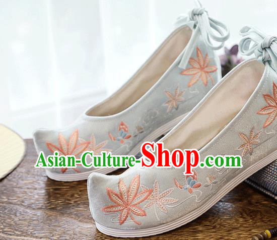 China Handmade Light Blue Cloth Shoes Traditional National Woman Shoes Embroidered Maple Leaf Shoes
