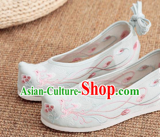 China Embroidered Phoenix Shoes Handmade Bow Shoes Traditional Hanfu Light Blue Shoes