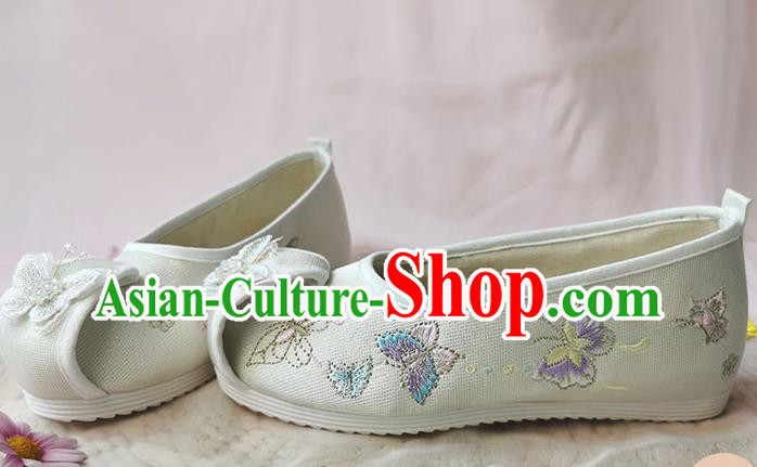 Chinese Traditional Embroidered Light Green Cloth Shoes Classical Hanfu Butterfly Shoes National Folk Dance Shoes