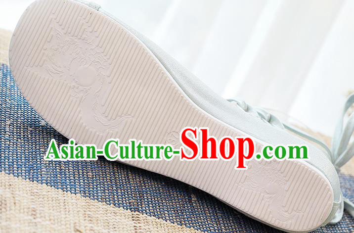 Chinese Hanfu Shoes Traditional Classical Dance Shoes Light Blue Embroidered Shoes
