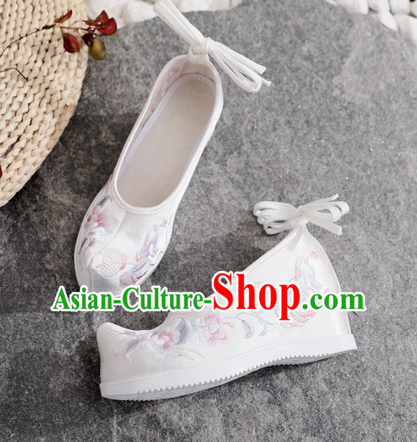 Chinese National Woman Shoes Traditional White Satin Wedge Heel Shoes Embroidered Flowers Shoes