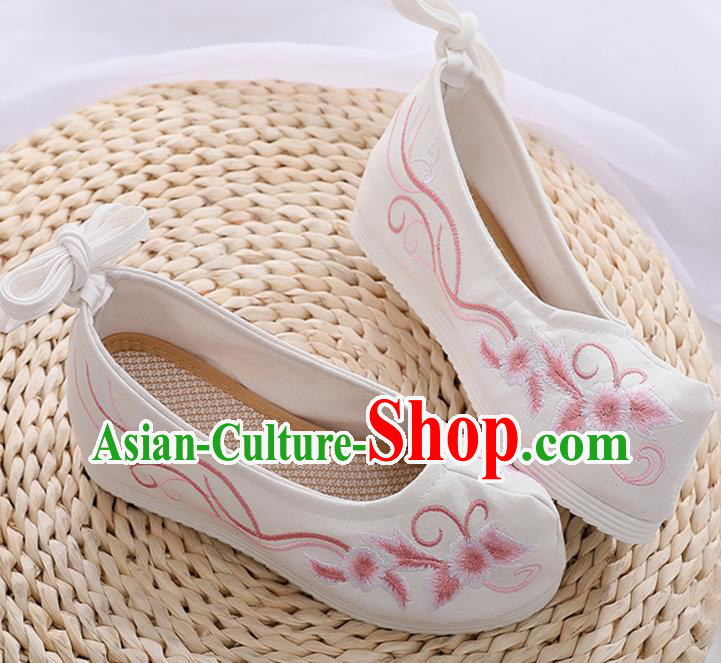 China Classical Dance White Cloth Shoes Embroidered Shoes Ancient Princess Hanfu Shoes