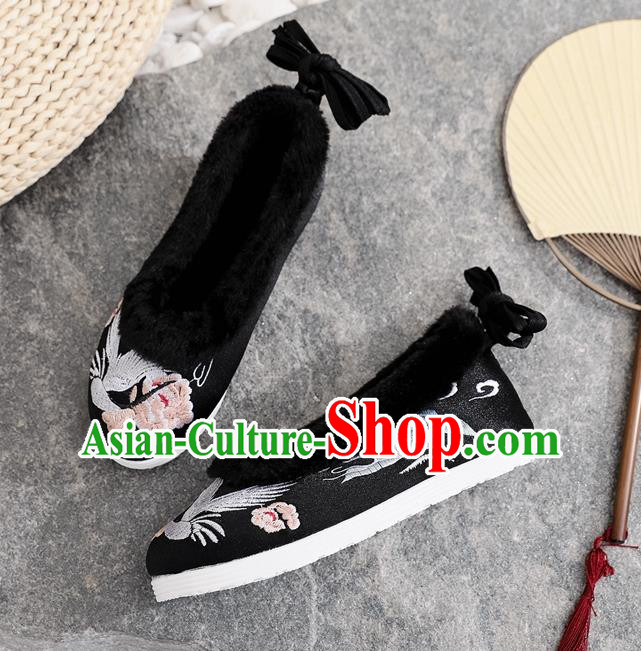 Chinese National Black Cloth Shoes Traditional Winter Shoes Woman Embroidered Crane Shoes