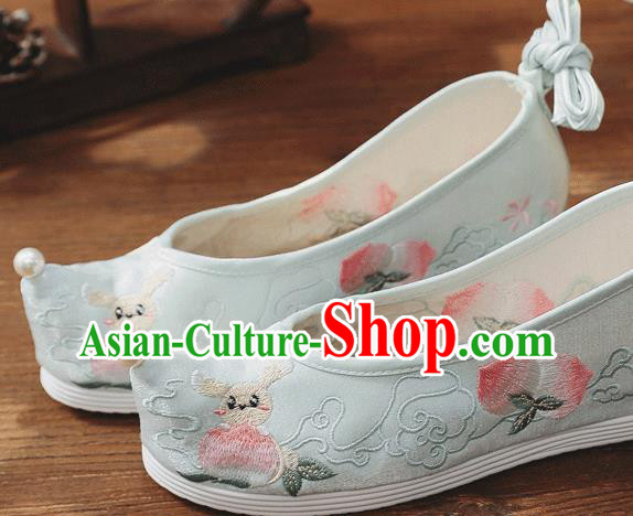 China Embroidered Peach Shoes Handmade Light Blue Cloth Bow Shoes Folk Dance Shoes