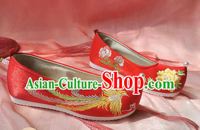 China Ancient Bride Red Shoes Classical Wedding Embroidered Phoenix Shoes Traditional Ming Dynasty Hanfu Shoes