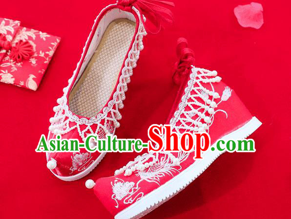 China Traditional Wedding Bride Shoes Handmade Pearls Tassel Wedge Shoes Red Embroidered Shoes