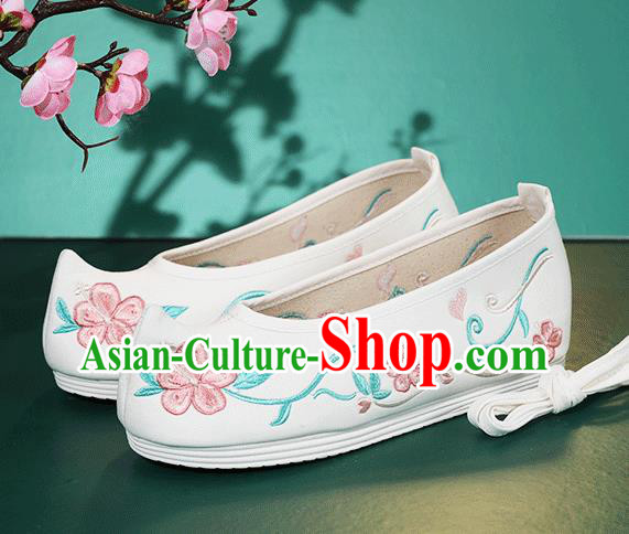 China Princess Shoes Classical Embroidered Peach Blossom Shoes Traditional Ming Dynasty Hanfu Shoes