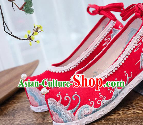 China National Woman Wedding Red Shoes Traditional Hanfu Embroidered Wave Shoes Handmade Folk Dance Pearls Shoes