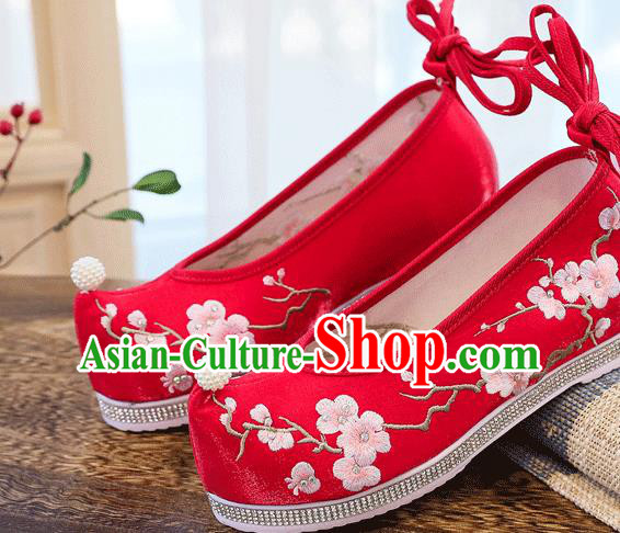 China Handmade Wedding Shoes Traditional Ming Dynasty Princess Pearls Shoes Embroidered Xiuhe Suit Shoes