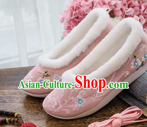 China Traditional Embroidered Pearls Pink Cloth Shoes Folk Dance Shoes National Woman Winter Shoes
