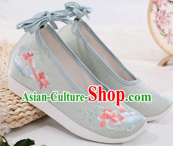 China Embroidered Light Green Cloth Shoes Traditional Shoes Folk Dance Platform Shoes