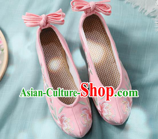 China Embroidered Peach Blossom Shoes Traditional Bow Shoes Folk Dance Pink Cloth Shoes