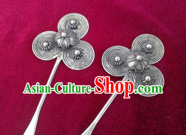 Chinese Traditional Hmong Nationality Silver Camellia Hairpin Miao Ethnic Folk Dance Hair Accessories