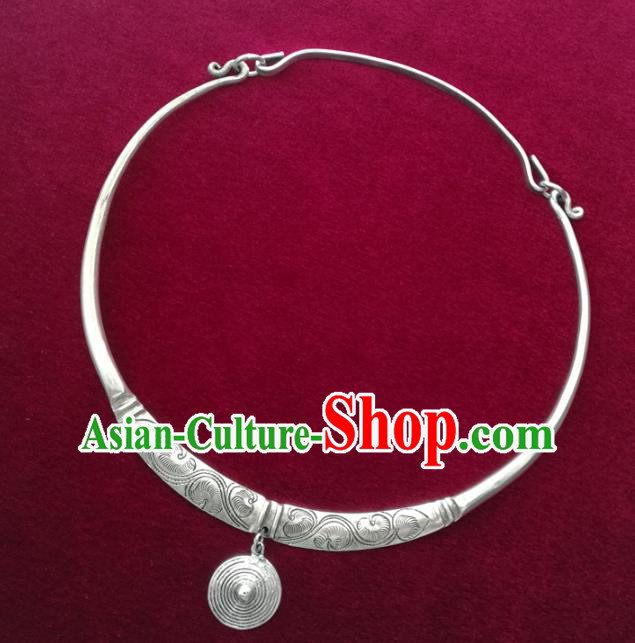 Chinese Handmade Silver Carving Necklet Hmong Ethnic Wedding Jewelry Accessories