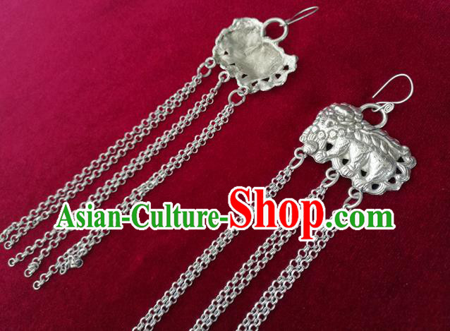 China National Ethnic Silver Lion Tassel Earrings Traditional Cheongsam Ear Jewelry