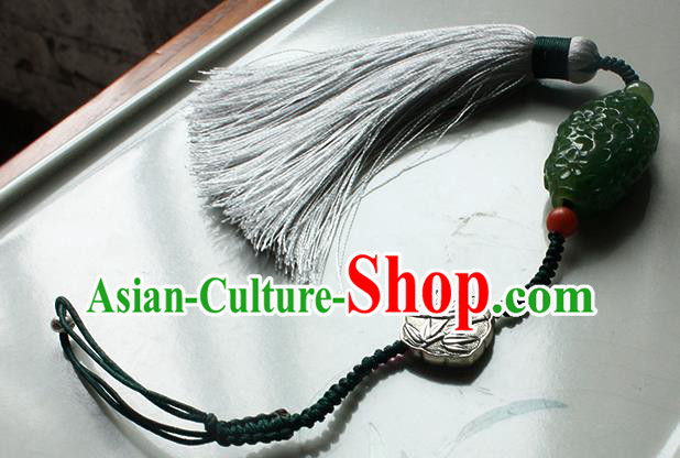Handmade Chinese Traditional Jewelry Accessories Classical Cheongsam Jade Carving Pendant Tassel Brooch