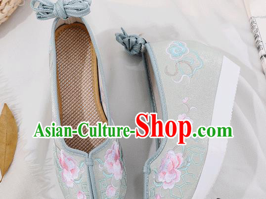 China Ancient Princess Shoes Handmade Light Green Cloth Shoes Traditional Embroidered Hanfu Shoes