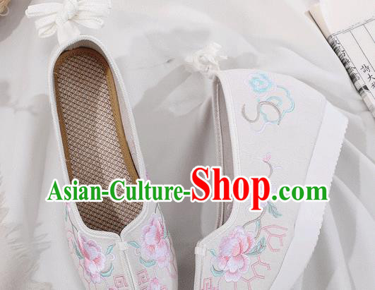 China Traditional Embroidered Hanfu Shoes Ancient Princess Shoes Handmade Beige Cloth Shoes