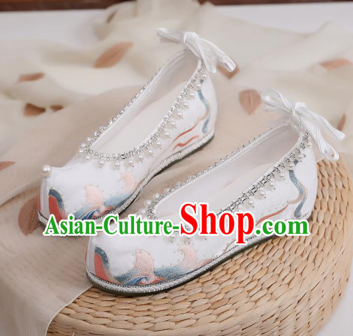 China Ancient Shoes Traditional Hanfu Shoes Ming Dynasty Pearls Shoes Embroidered White Cloth Shoes