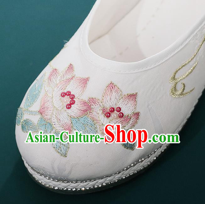 Chinese Embroidery Flowers Shoes Traditional Hanfu Shoes National Woman White Cloth Shoes