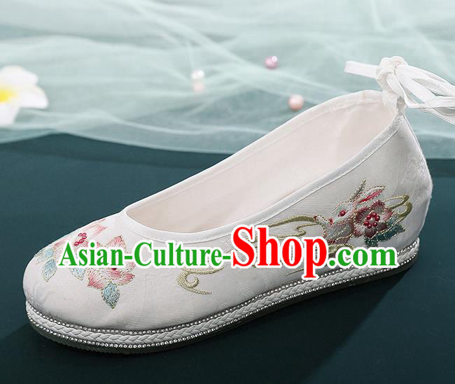 Chinese Embroidery Flowers Shoes Traditional Hanfu Shoes National Woman White Cloth Shoes