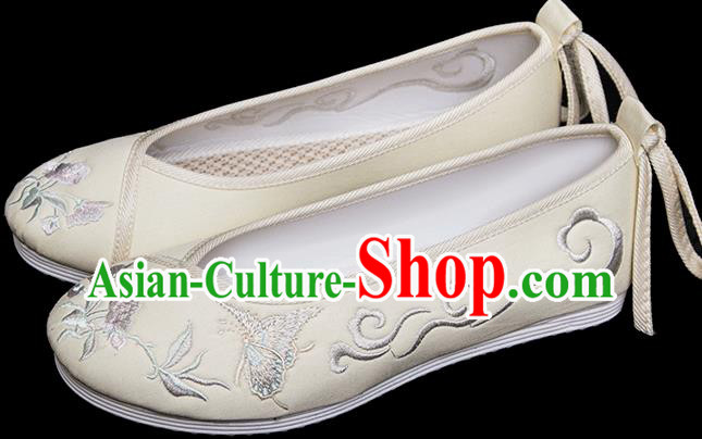 Chinese Classical Embroidered Butterfly Shoes Traditional Light Yellow Cloth Shoes National Woman Shoes