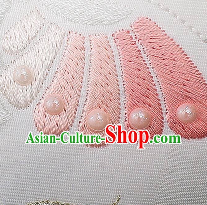China Traditional White Cloth Hanfu Shoes Ancient Ming Dynasty Princess Shoes Embroidered Butterfly Shoes
