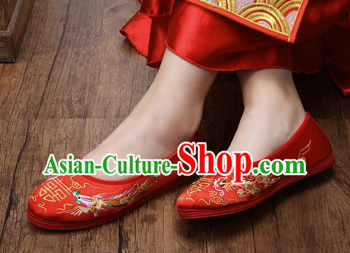 Chinese Classical Bride Embroidered Shoes National Wedding Woman Shoes Traditional Beijing Red Cloth Shoes