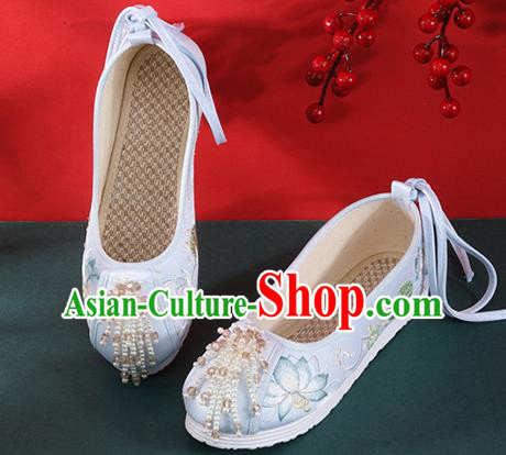 Chinese National Embroidered Lotus Shoes Traditional Beads Tassel Shoes Classical Dance Blue Cloth Shoes