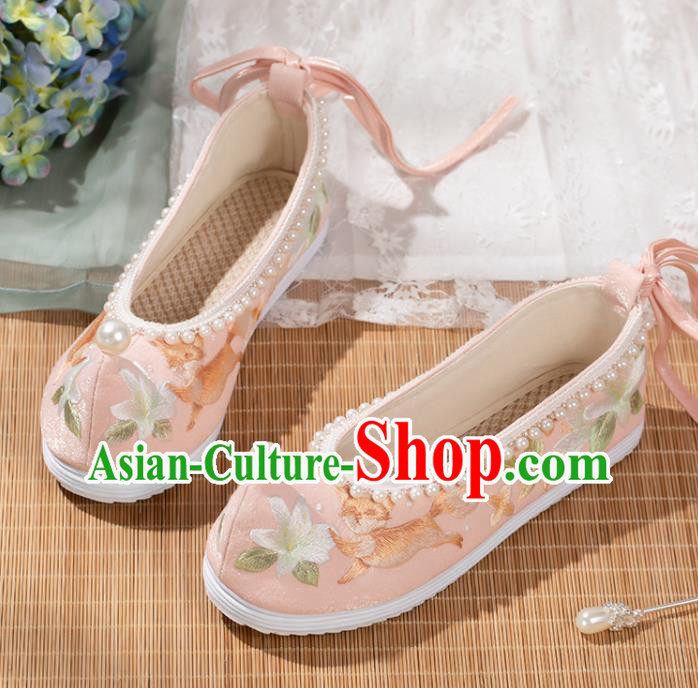 China Hanfu Pearls Shoes Traditional Ming Dynasty Embroidered Shoes Ancient Princess Pink Cloth Shoes