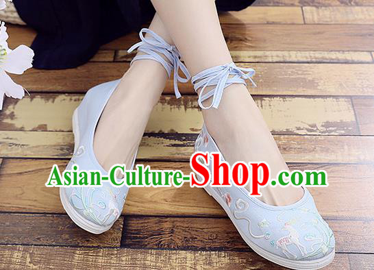 Chinese National Embroidered Blue Cloth Shoes Traditional Hanfu Shoes Classical Dance Shoes
