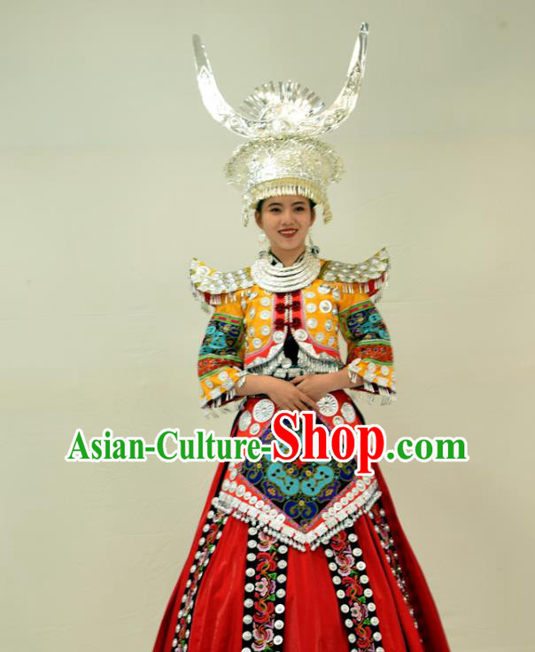 Chinese Hmong Minority Performance Dress Ethnic Dance Garment Outfits Miao Nationality Festival Clothing and Silver Headwear