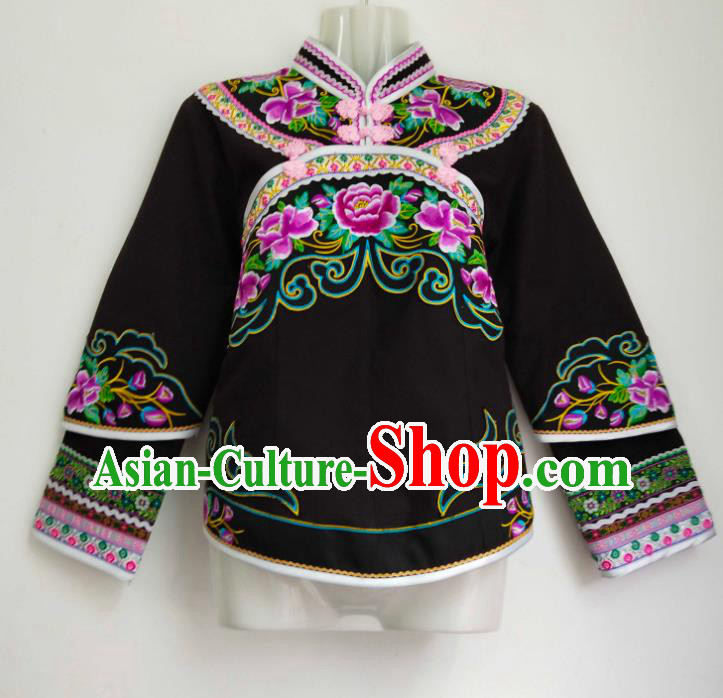 Chinese Guizhou Ethnic Clothing Bouyei Nationality Blouse Woman Embroidered Black Top Garment