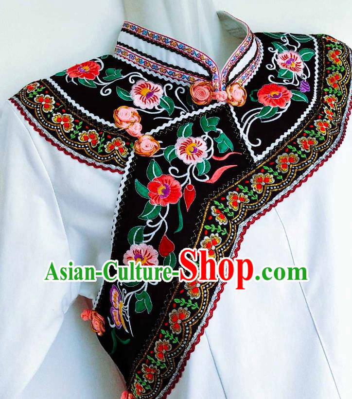 Chinese Ethnic Garment Guizhou Minority Top Wear Bouyei Nationality Embroidered Phoenix White Blouse