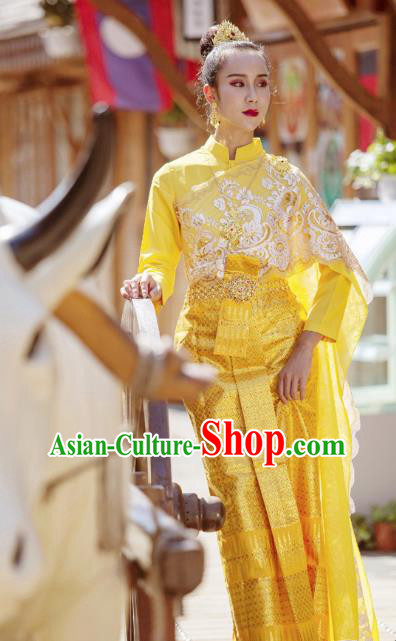 Asian Thai Court Woman Dress Clothing Traditional Thailand Princess Consort Golden Blouse and Skirt Uniforms