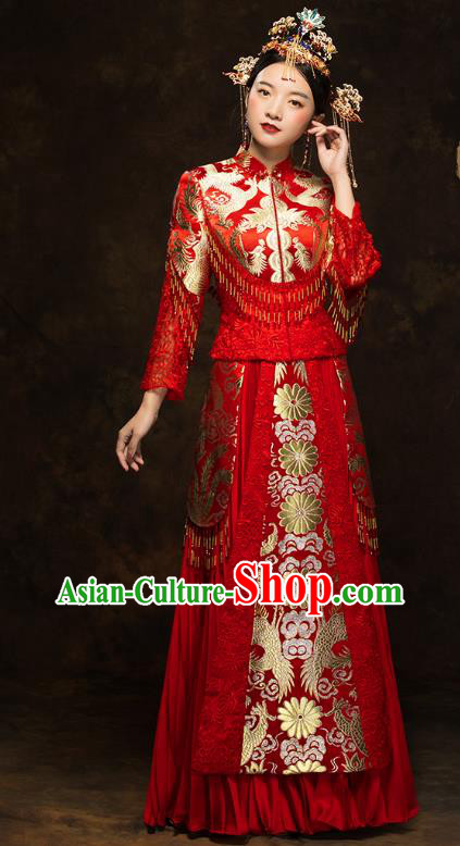 China Traditional Bride Costumes Wedding Red Toast Dress Classical Tassel Xiuhe Suits