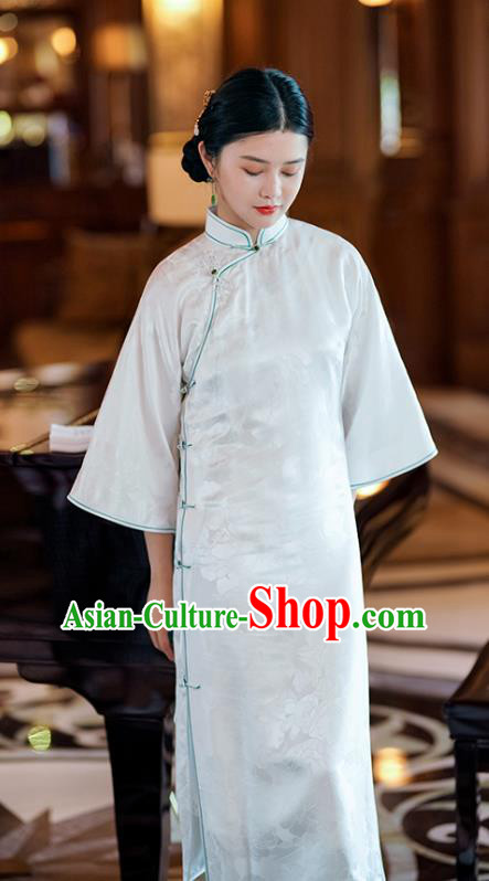 Republic of China Classical Shanghai White Silk Qipao Dress Traditional Minguo Young Lady Cheongsam
