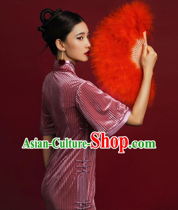 China Traditional Minguo Shanghai Beauty Qipao Dress Classical Young Lady Pink Velvet Cheongsam