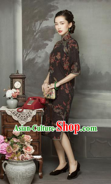 Republic of China Young Woman Deep Brown Silk Cheongsam Traditional Minguo Beijing Qipao Dress