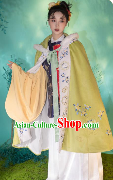 China Ancient Royal Princess Hanfu Cape Traditional Ming Dynasty Female Clothing Embroidered Cloak