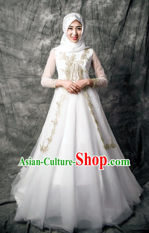 Chinese Classical Embroidered White Full Dress Traditional Hui Nationality Wedding Garment Costumes Ethnic Bride Clothing