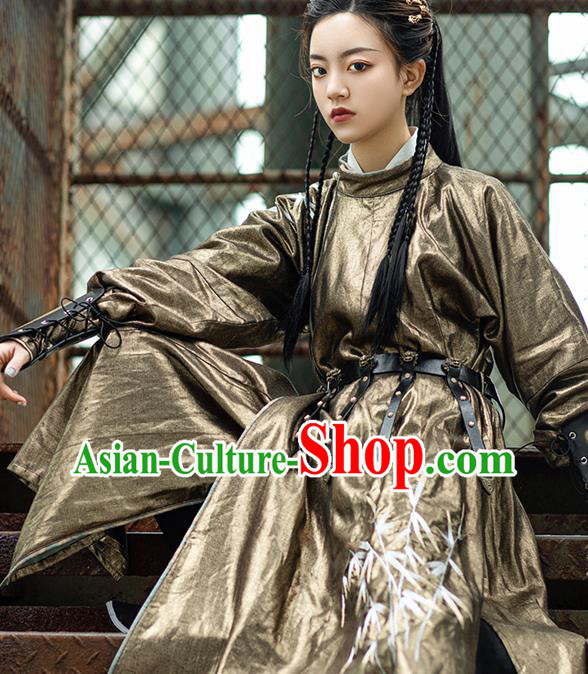 China Traditional Tang Dynasty Round Collar Robe Ancient Female Swordsman Hanfu Garment Clothing