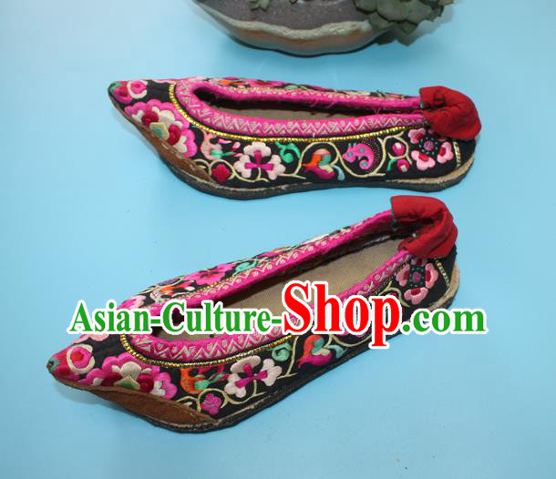 Chinese Yunnan Folk Dance Shoes Traditional Black Full Embroidered Shoes Handmade Bai Nationality Woman Shoes
