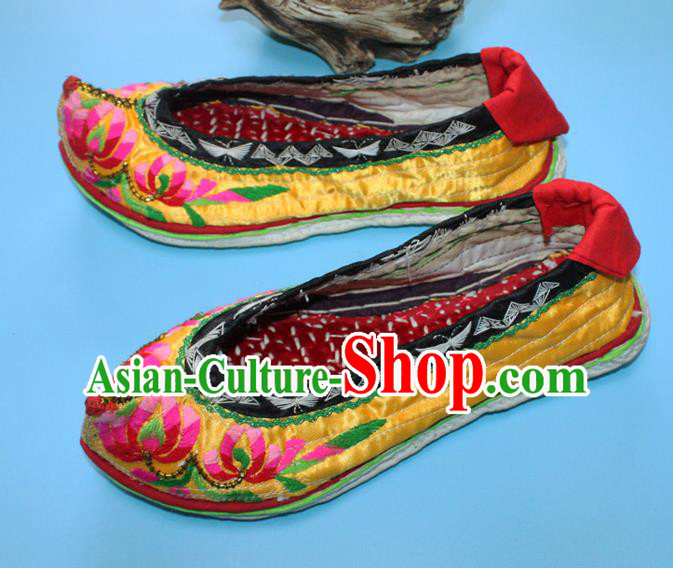 Chinese Handmade Yunnan Ethnic Yellow Satin Shoes Traditional Embroidered Shoes Yi Nationality Female Shoes
