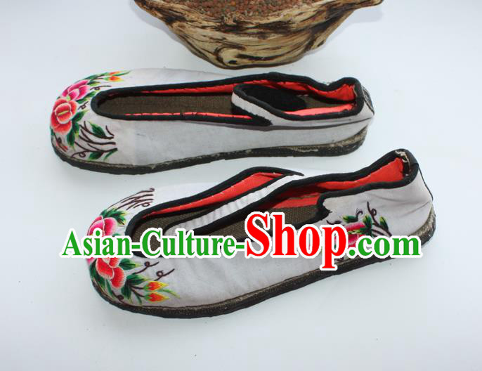 Chinese Bai Nationality White Embroidered Shoes Yunnan National Woman Shoes Handmade Ethnic Folk Dance Shoes