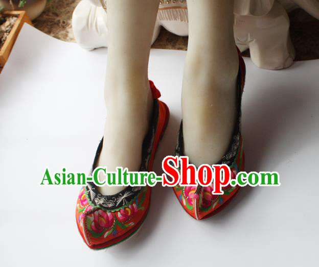 Chinese National Yunnan Dance Shoes Handmade Ethnic Orange Cloth Embroidered Shoes Yi Nationality Female Shoes